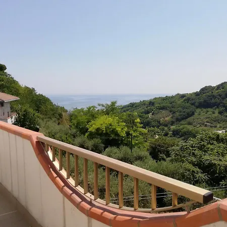 Alojamento de Acomodação e Pequeno-almoço House Relax Silvi Paese