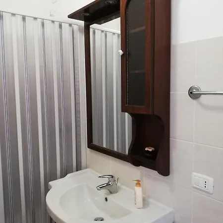 House Relax Bed & Breakfast Silvi Paese